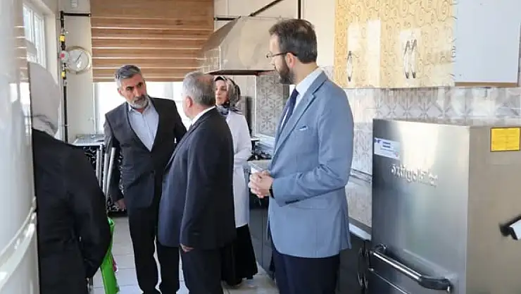 Bitlis İl Müftüsü Kadir Koçak, Adilcevaz'da Bir Dizi Temaslarda Bulundu