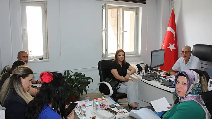 Bitlis İl Sağlık Müdürlüğü'nden Sağlık Hizmetleri Müdürleri ile Değerlendirme Toplantısı