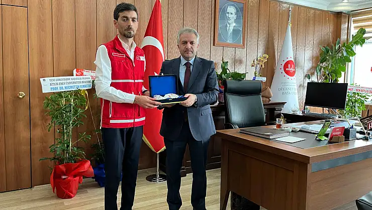 Bitlis Müftülüğüne Kızılay'dan Hayırlı Olsun Ziyareti