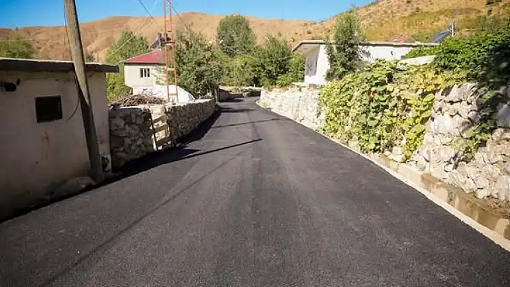 Bitlis Şirpik'te Yıllardır Beklenen Yol Sorunu Çözüldü