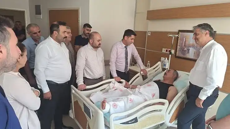 Bitlis Tatvan Devlet Hastanesi Personeline Geçmiş Olsun Ziyareti