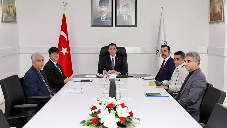 Bitlis'te 2025 Yılı Yatırımları ve KÖYDES İçin Önemli Toplantı