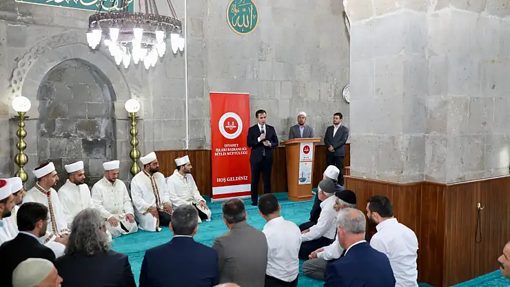 Bitlis'te 'Din Görevlileri Arası 9. Etkili Hutbe Sunumu Yarışması' Bölge Finali Gerçekleşti