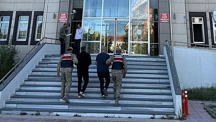 Bitlis'te göçmen kaçakçılığı operasyonunda 2 organizatör tutuklandı