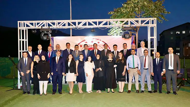 Bitlis'te Hakim ve Savcılara Veda Yemeği