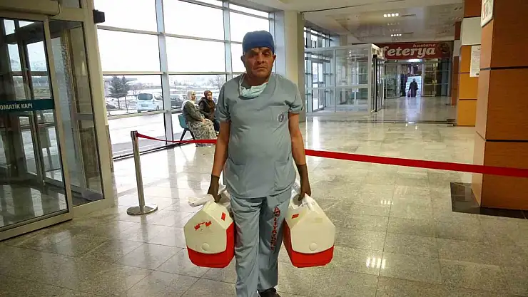 Bitlis'te iki böbrek iki hayat