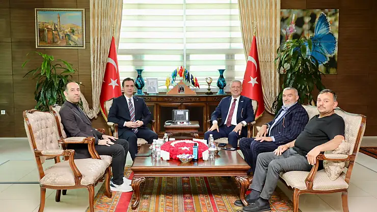 Bitlis'te İşbirliği Zirvesi: Sosyal ve Kültürel Projelere Vali Desteği