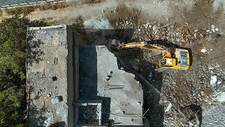 Bitlis'te Kentsel Dönüşüm Hız Kesmeden Sürüyor: Tarihi Doku Gün Yüzüne Çıkıyor