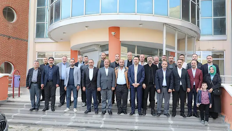 Bitlis'te Muhtarlarla İstişare Toplantısı Gerçekleştirildi