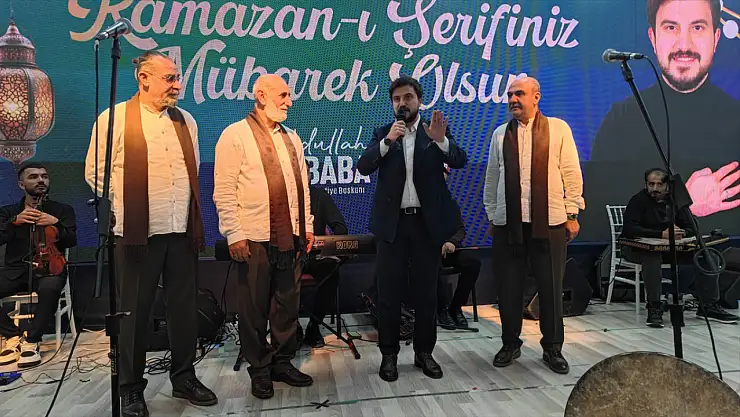 Bitlis'te Ramazan coşkusu: Grup Tillo'dan ilahi konseri