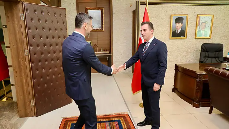 Bitlis Valiliği'nde Bayramlaşma Programı: Dayanışma ve Birlik Mesajları Verildi