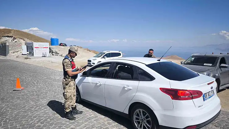 Bitlis Valiliği'nden Nemrut Kalderası için güvenlik ve doğa koruma uyarıları