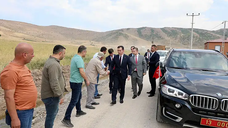 Bitlis Valisi Ahmet Karakaya, Tatvan'da Yol Çalışmalarını İnceledi