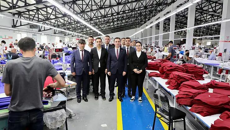 Bitlis Valisi Karakaya, Bitlis'te sanayicilere destek için fabrikaları ziyaret etti