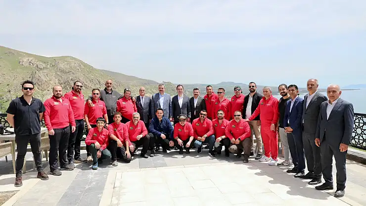 Bitlis Valisi Karakaya ve Vali Çiftçi Adilcevaz'da Bir Dizi Ziyaret ve Etkinliğe Katıldı