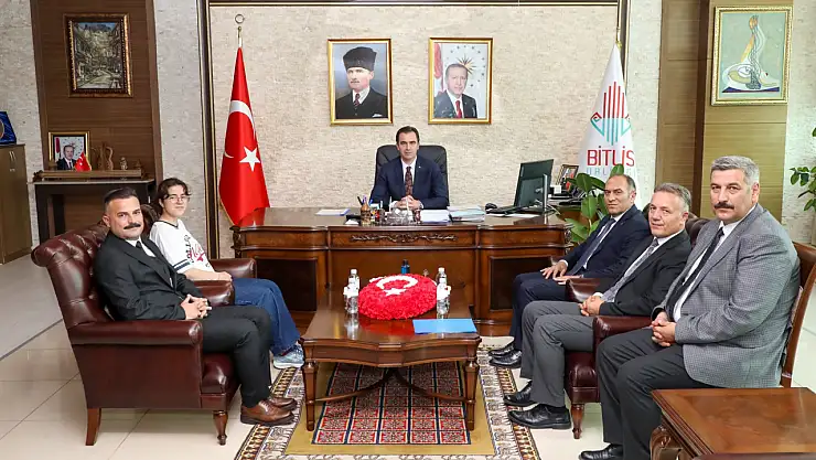 Bitlisli Zeynep Sude, 500 puanla LGS'de Türkiye birincisi oldu, Vali'den destek mesajı geldi