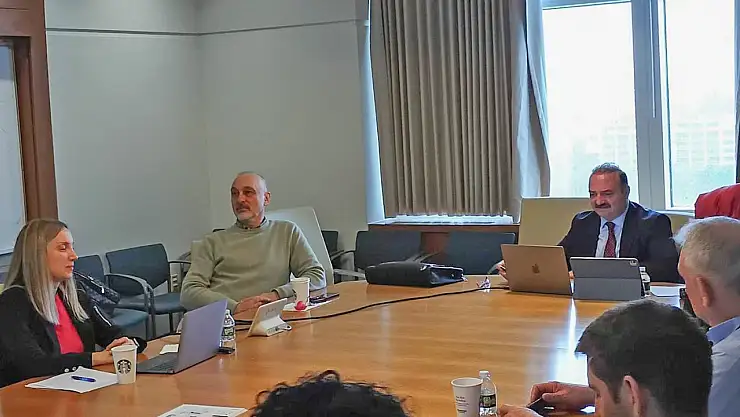 Boston Üniversitesi'nde akademik buluşma: 100'den fazla katılımcı bir araya geldi!