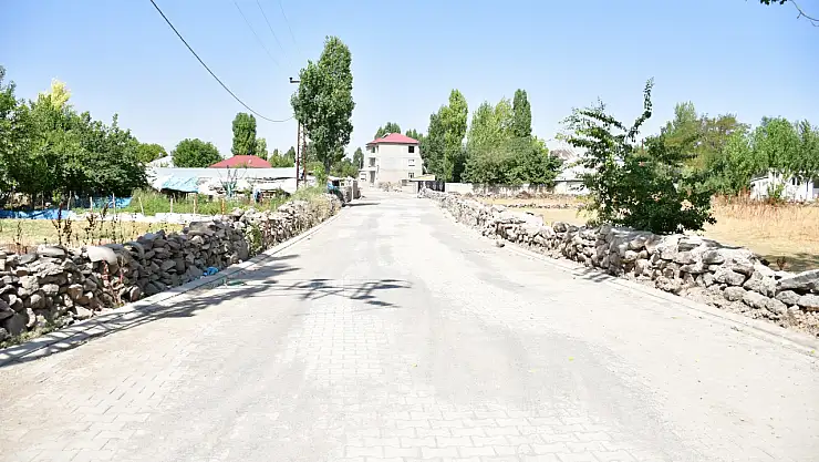 Bulanık Belediyesi'nden Şehitlik Mahallesi'nde kapsamlı altyapı çalışmaları