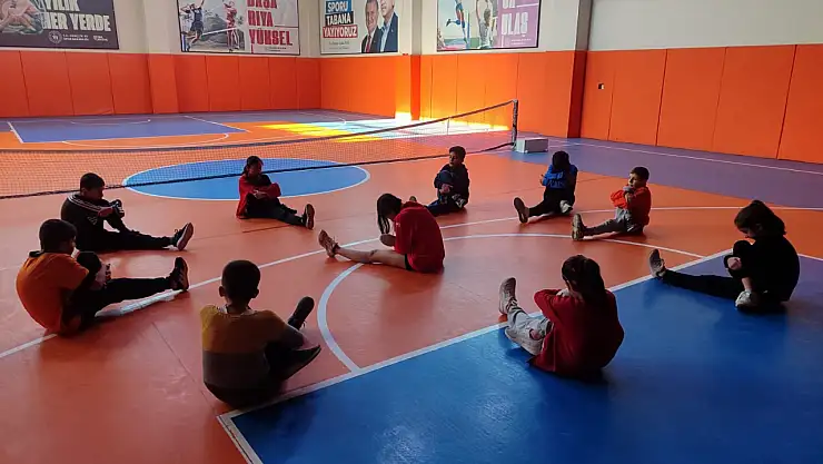 Bulanık'ta Gençler Atletizmle Potansiyellerini Keşfediyor