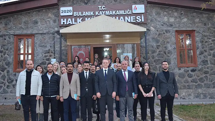 Bulanık'ta Kütüphane Buluşmaları Kapsamında Öğretmenlerle Anlamlı Söyleşi