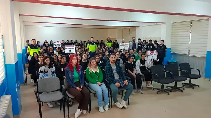 Bulanık'ta öğrencilere motosiklet trafik güvenliği eğitimi verildi