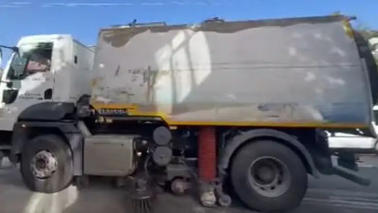 Cadde ve Sokaklarda Temizlik Çalışmaları Aralıksız Sürüyor