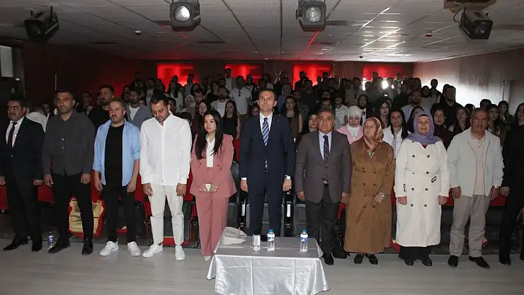 Çaldıran'da Bir Nefes Bir Ezgi Etkinliğiyle Kültürel Dayanışma Güçlendi