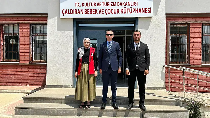 Çaldıran Kaymakamı Çaldıran Kütüphanesi'nde denetim gerçekleşti