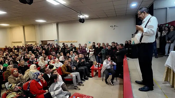 Can Veren Pervaneler Söyleşisine Kağızmanlılardan Yoğun İlgi