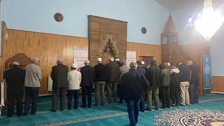 Çarşıbaşı Camii'nde Sabah Namazı Buluşmasıyla Camiler ve Din Görevlileri Haftası Kutlandı