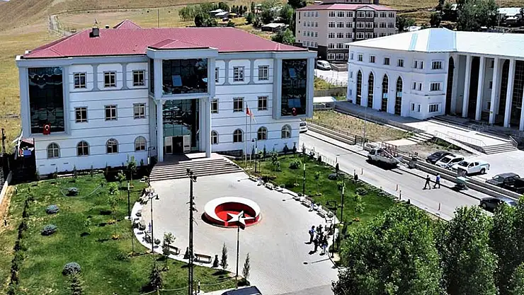 Çat Belediye Başkanı Arif Hikmet Kılıç'tan Mevlit Kandili Mesajı