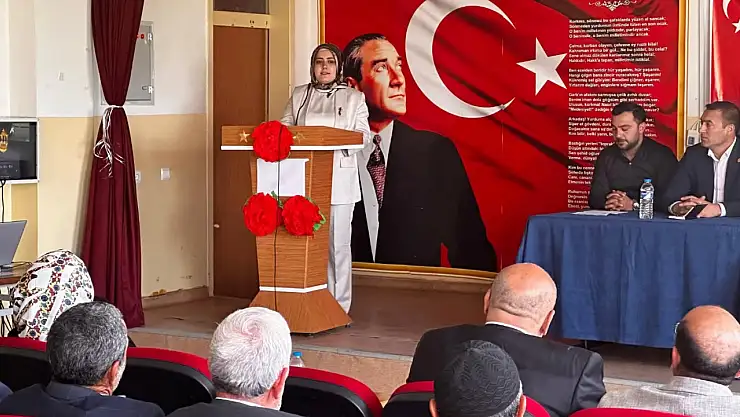 Çat'ta Sorunlar ve Çözüm Önerileri AK Parti Toplantısında Masaya Yatırıldı