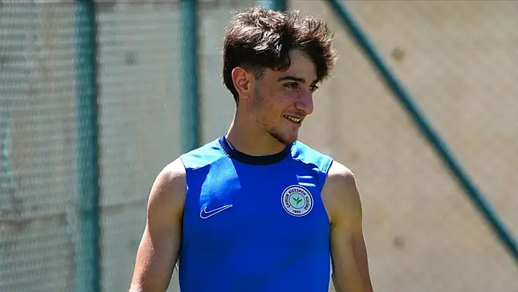Çaykur Rizespor'un Genç Yıldızı Muhammed, Süper Lig Debüsünü Heyecanla Bekliyor