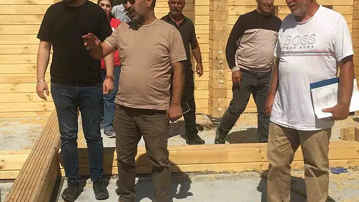 Çıldır Gölü'nde Kütük Ev inşaatına başlandı, kış turizmi için hazırlıklar sürüyor!