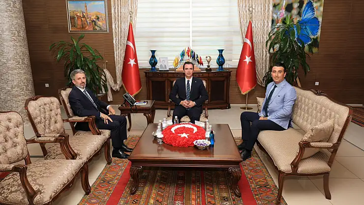 Cumhurbaşkanlığı Denetçileri Vali Karakaya'yı Ziyaret Etti
