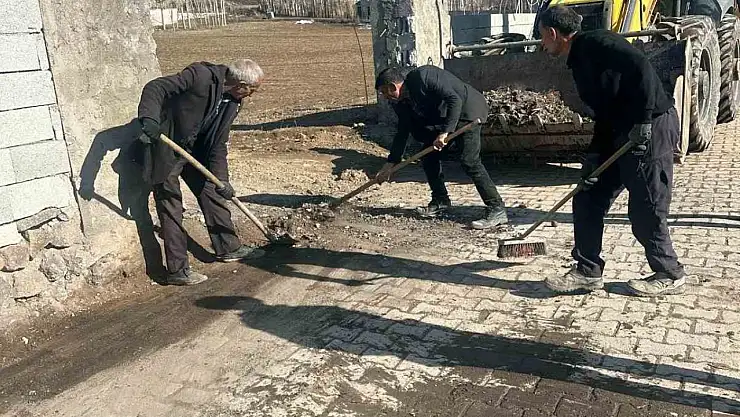 Dedeli sokaklarında bahar hareketliliği