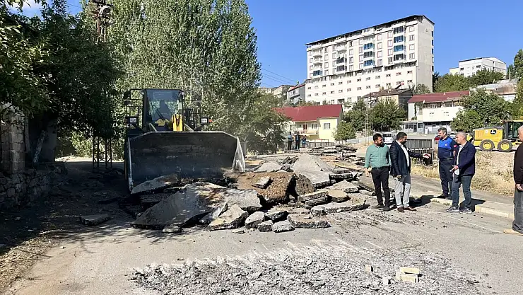 Dere Mahallesi'nde Asfalt Öncesi Hazırlıklar Başladı