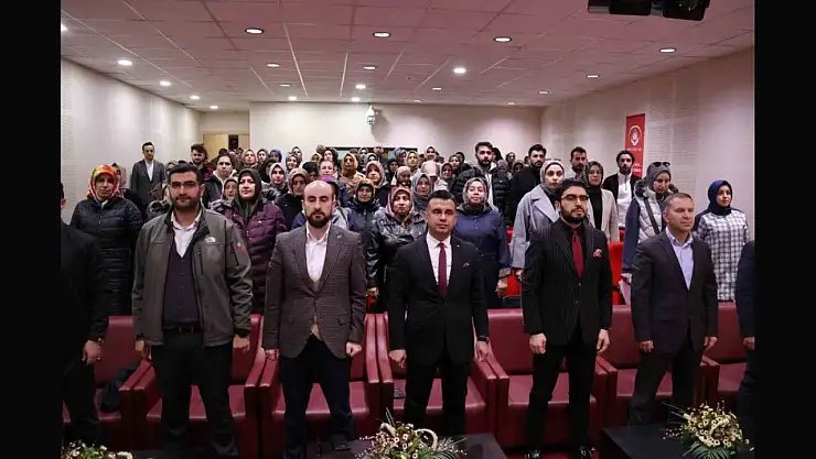 Dijital çağda aile söyleşisi: 'Bilinçlen, güçlen, aktar'