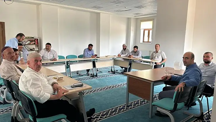 Din Görevlileri İçin 'Kitap Oku Yorum' Projesi Başladı