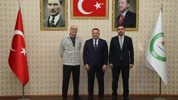 Diş Hekimi Prof. Dr. Altay'dan Rektör Gürel'e Ziyaret