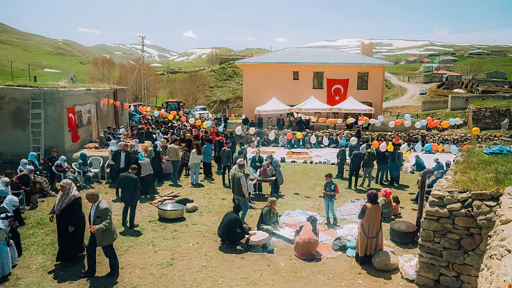 Diyadin'de Çiftçiler Günü renkli etkinliklerle kutlandı