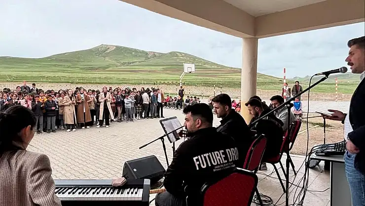 Diyadin'de doğayla iç içe konser sürprizi