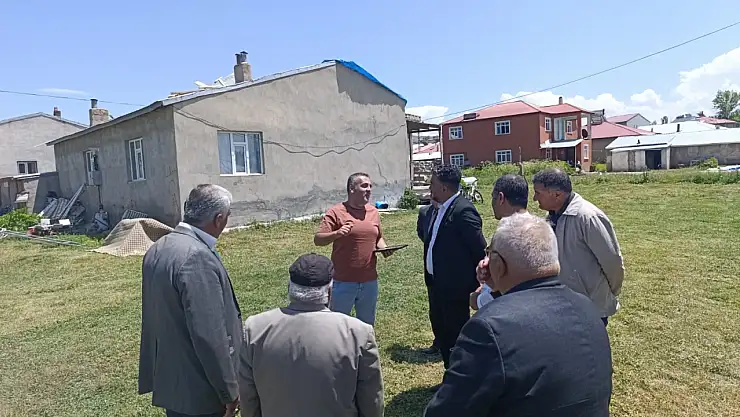 Diyadin'de uçan çatılar sonrası hasar tespiti yapıldı