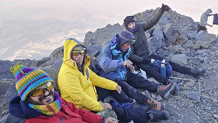 Diyadinli eğitimcinin zirve yolculuğu