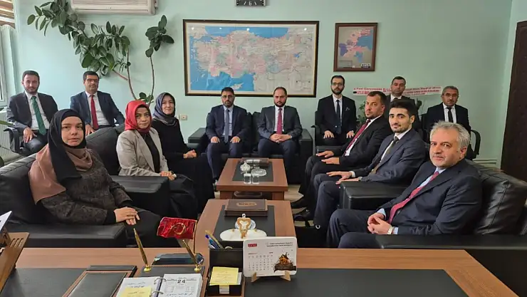 Diyanet İşleri Başkan Yardımcısı Prof. Dr. Huriye Martı, Bitlis'te İstişare Toplantısına Katıldı