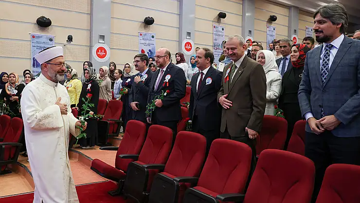 Diyanet İşleri Başkanı Prof. Dr. Ali Erbaş: Her Müslüman, Peygamberimizin Söz ve Tavırlarını Hayatının Odak Noktası Yapmalı
