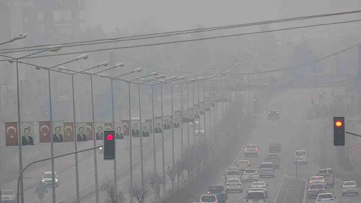 Diyarbakır'da 5 gündür sis hüküm sürüyor