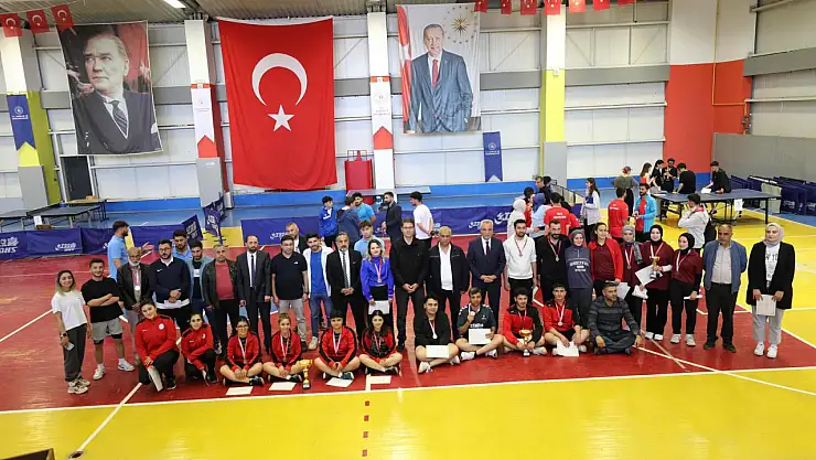 Doğu Anadolu Bölgesi YurtLig Masa Tenisi Finalleri Van'da Gerçekleştirildi