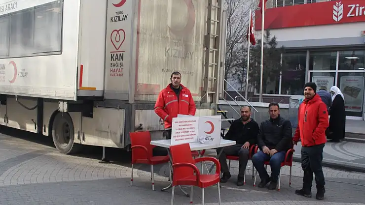 Doğubayazıt Kızılay'dan 'Hayata Kan Ol' çağrısı