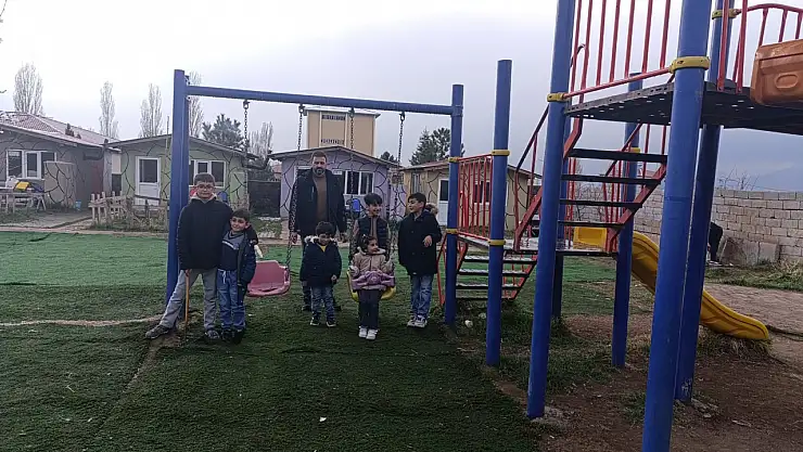 Doğubayazıt'ta bahar havası piknik alanlarını hareketlendirdi